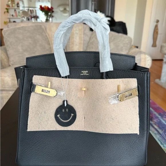 Black Leather Handbag - Picture 3 of 10